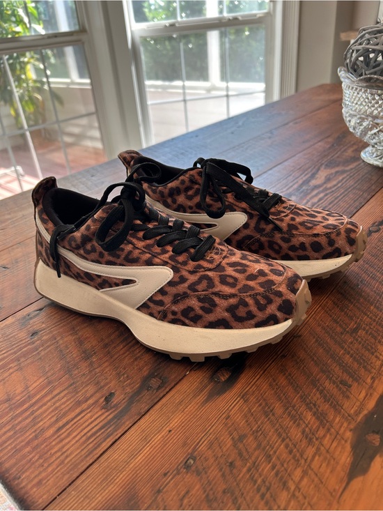 Dolce Vita Shoes - Dolce Vita size 8.5 Leopard Print Athletic Sneakers - Brown/Black
